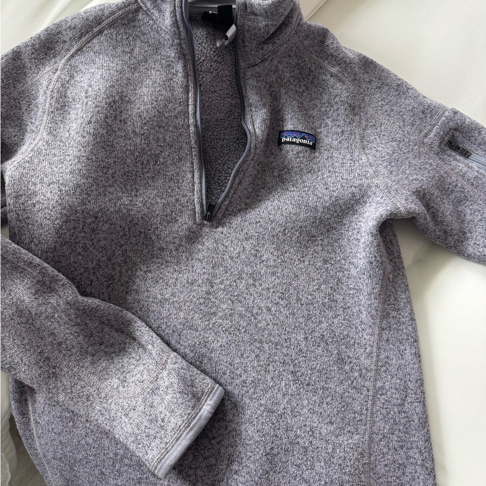 Patagonia Gray women’s  fleece lined pullover